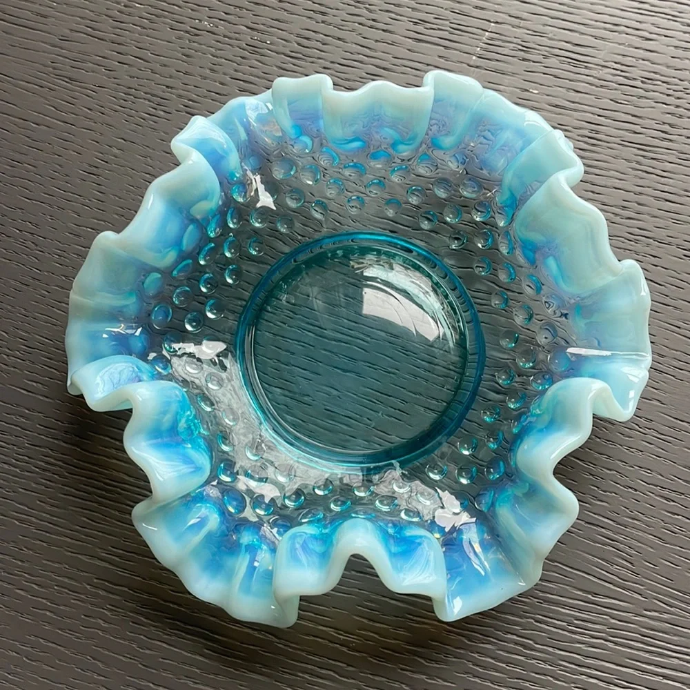 Vintage Fenton Hobnail Aqua Blue Ruffled Glass Bowl - Picture 1 of 3